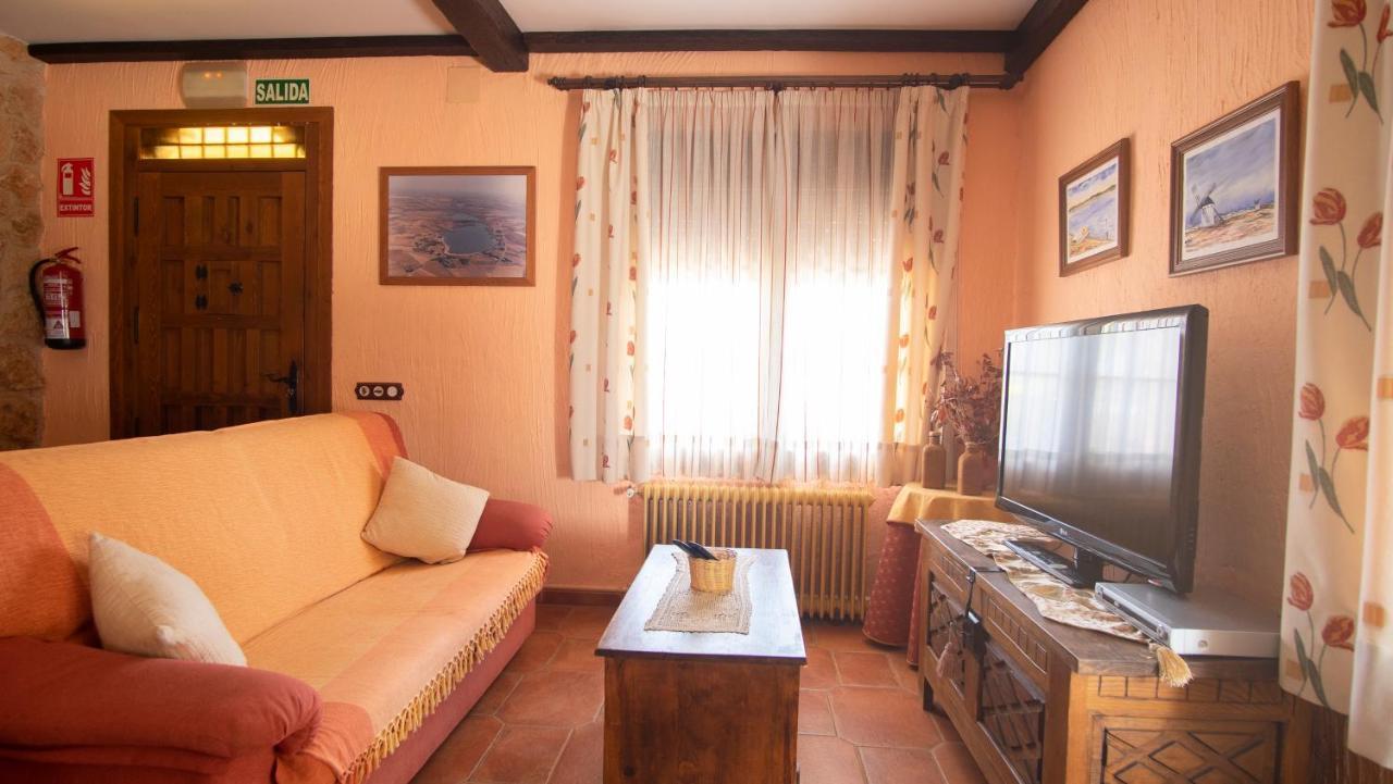 Casa Rural Santa Elena Villafranca de los Caballeros Exterior photo
